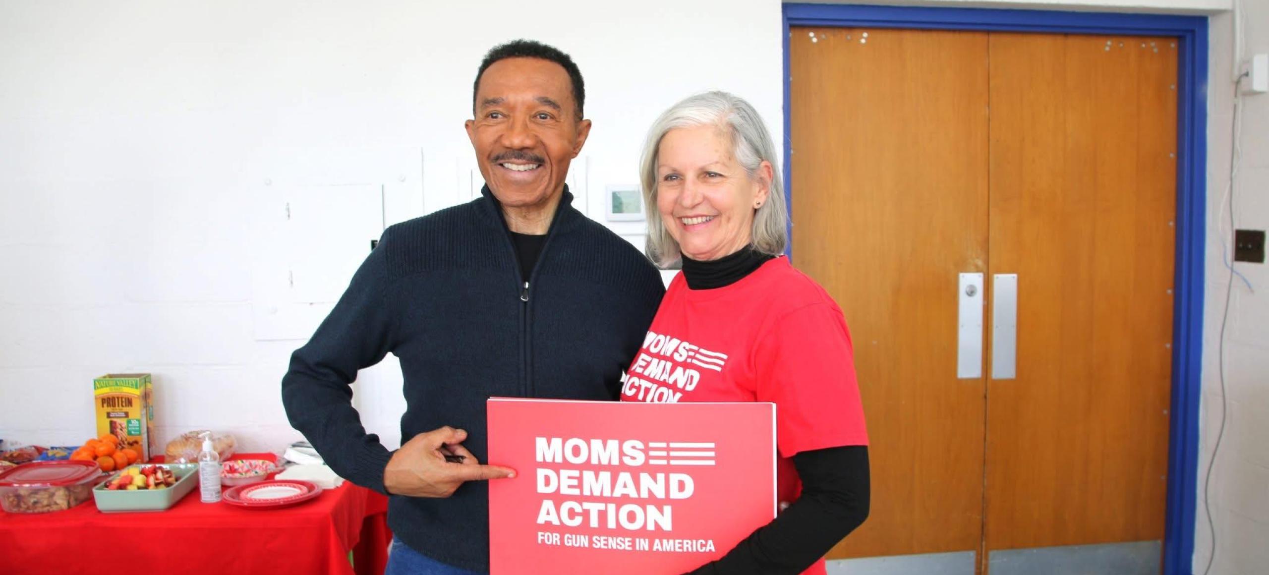 Congressman Mfume participates in a Moms Demand Action for Gun Sense in America Baltimore Chapter meeting